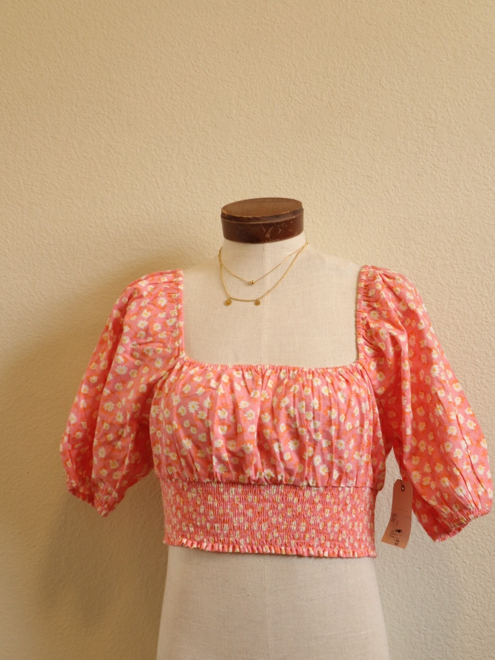 Billabong Pink Floral Puff Sleeve Crop Top